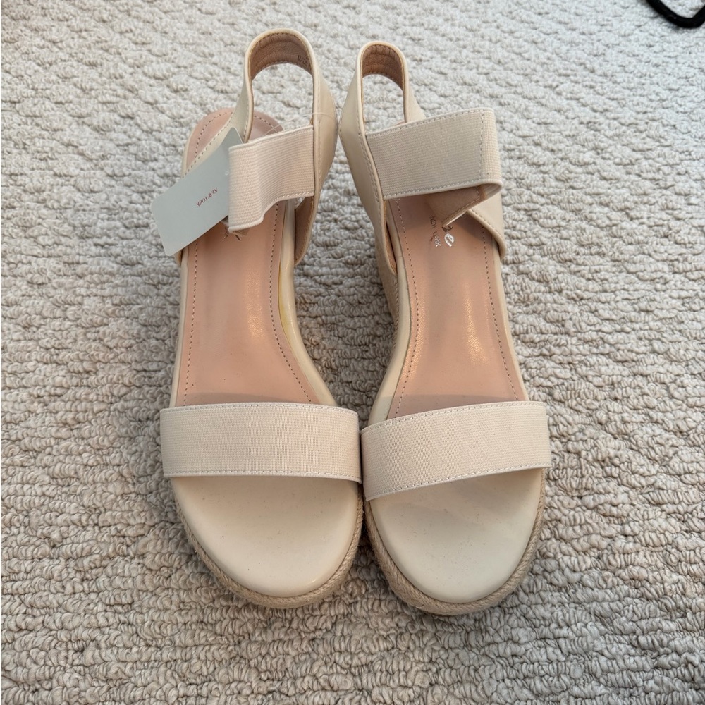 Vepose Cream Women's Wedge Sandals